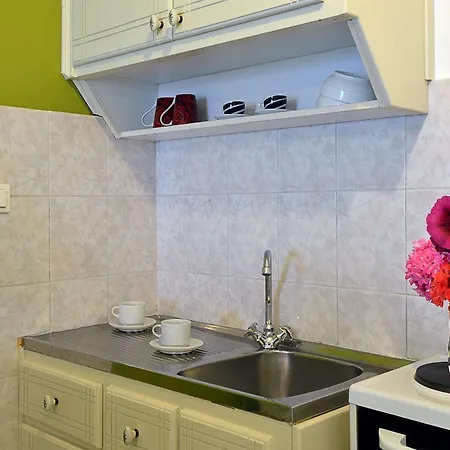 Maistro Apartment *